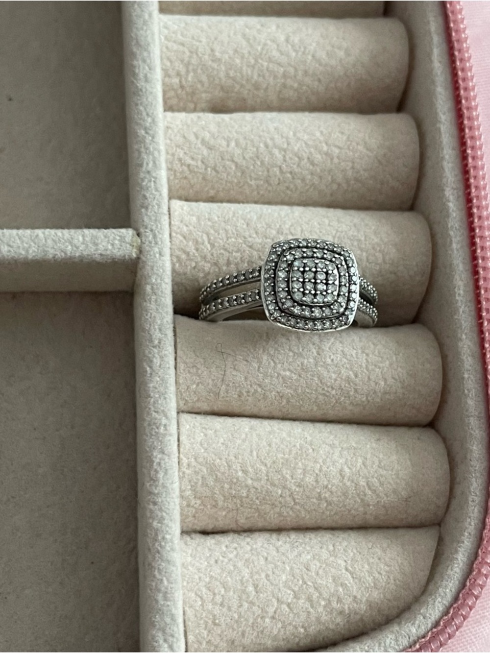 sterling silver diamond ring🩷😊